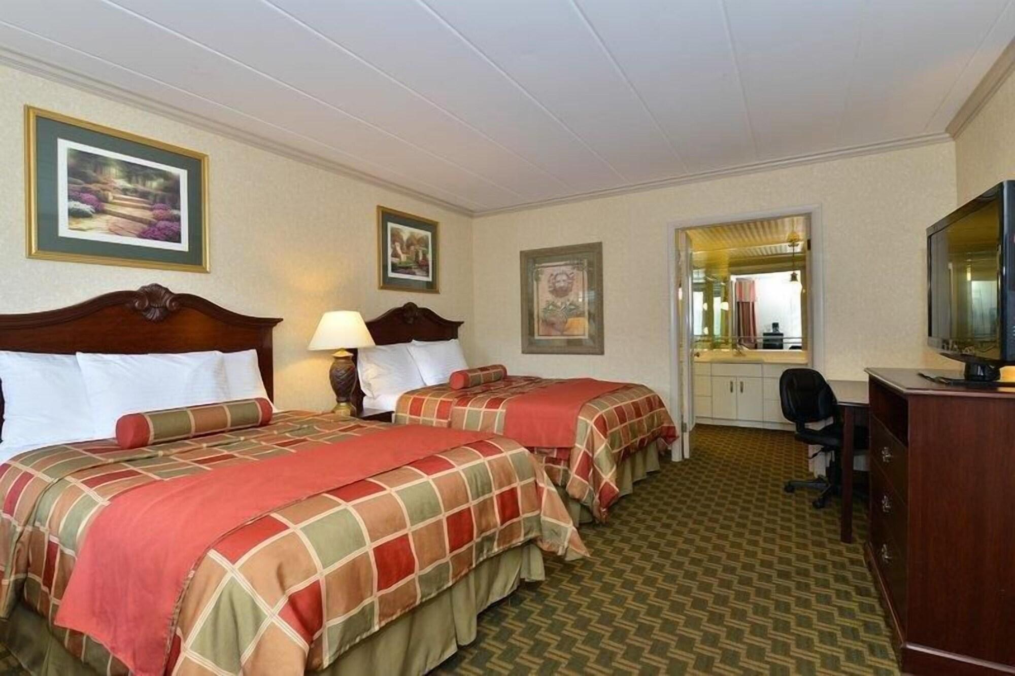 Days Inn & Suites By Wyndham Roseville/Detroit Area Exteriér fotografie